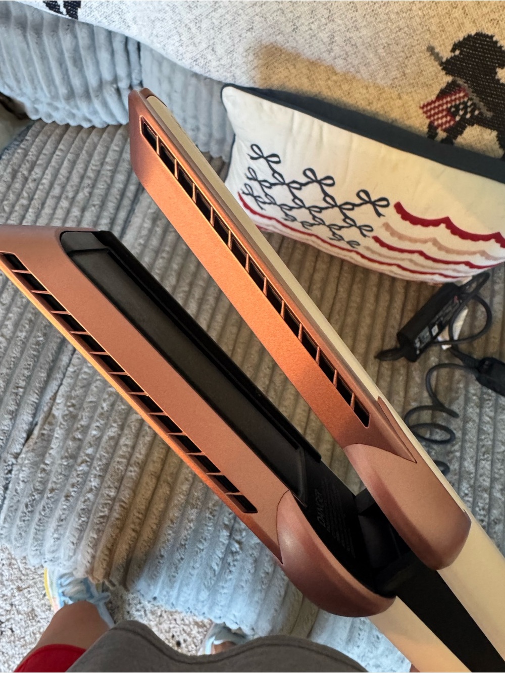 Dyson air straight wet to dry White and Rose Gold Corded Hair Straightener - Picture 6 of 9